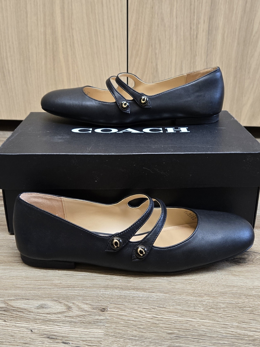 Coach Black Leather Mary Jane Flats Size 8.5